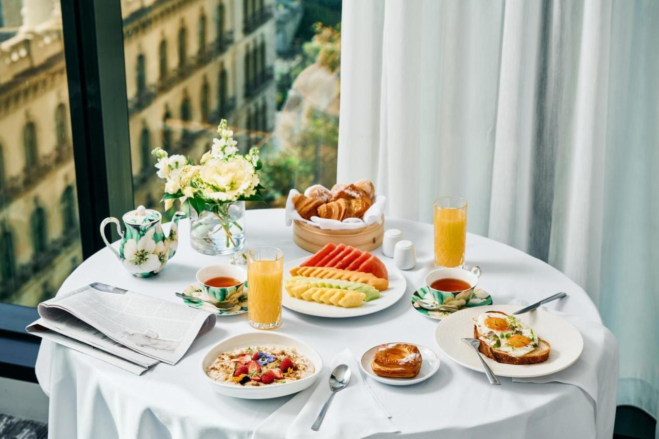 Sheraton Melbourne Hotel Exterior foto A continental breakfast