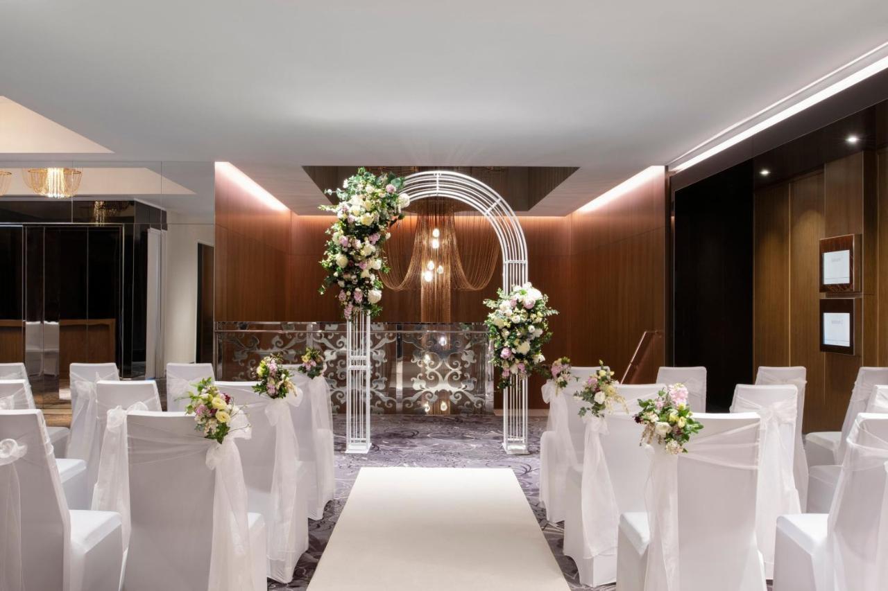Sheraton Melbourne Hotel Exterior foto Wedding Chapel