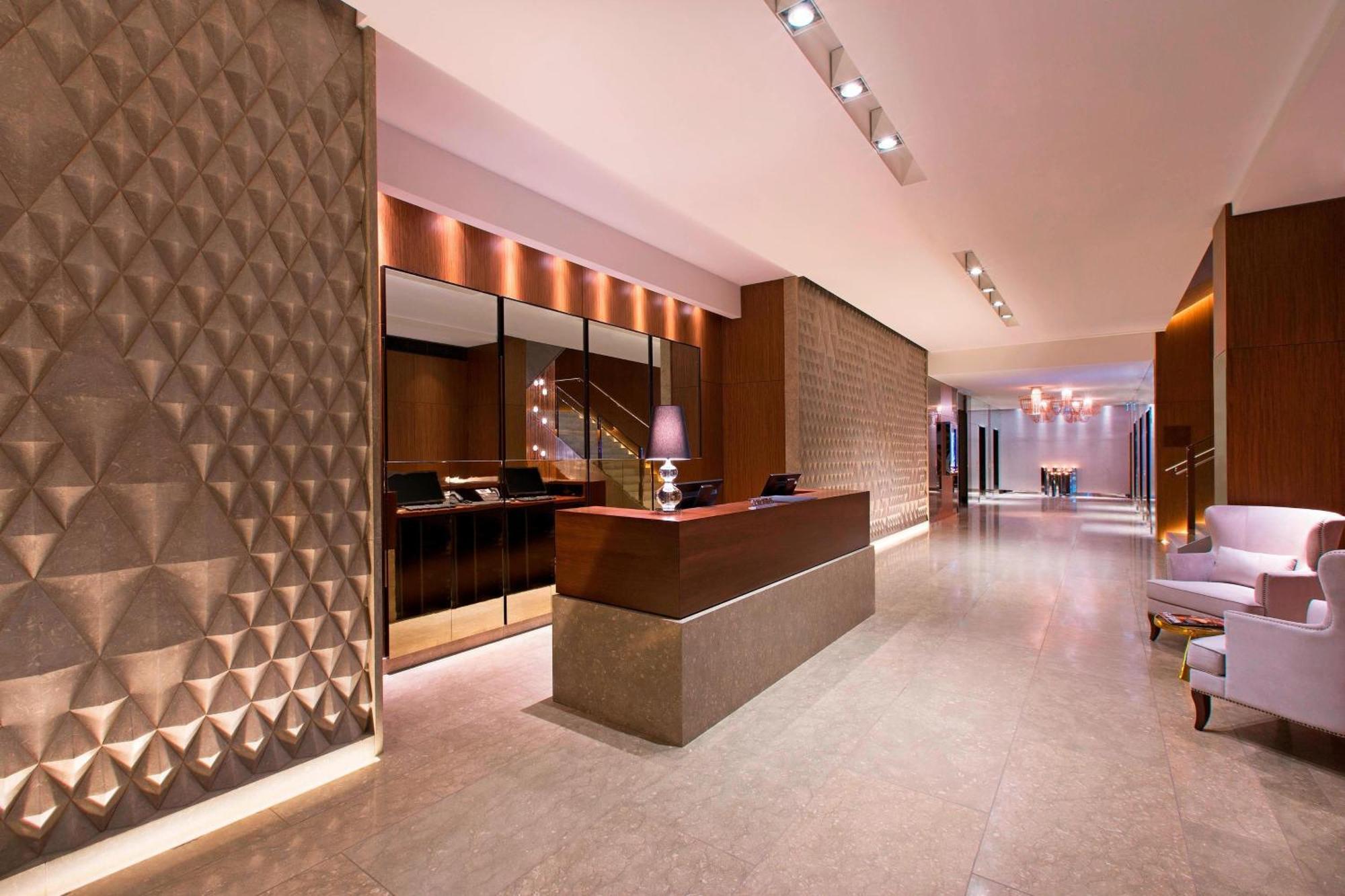 Sheraton Melbourne Hotel Exterior foto The lobby of the hotel